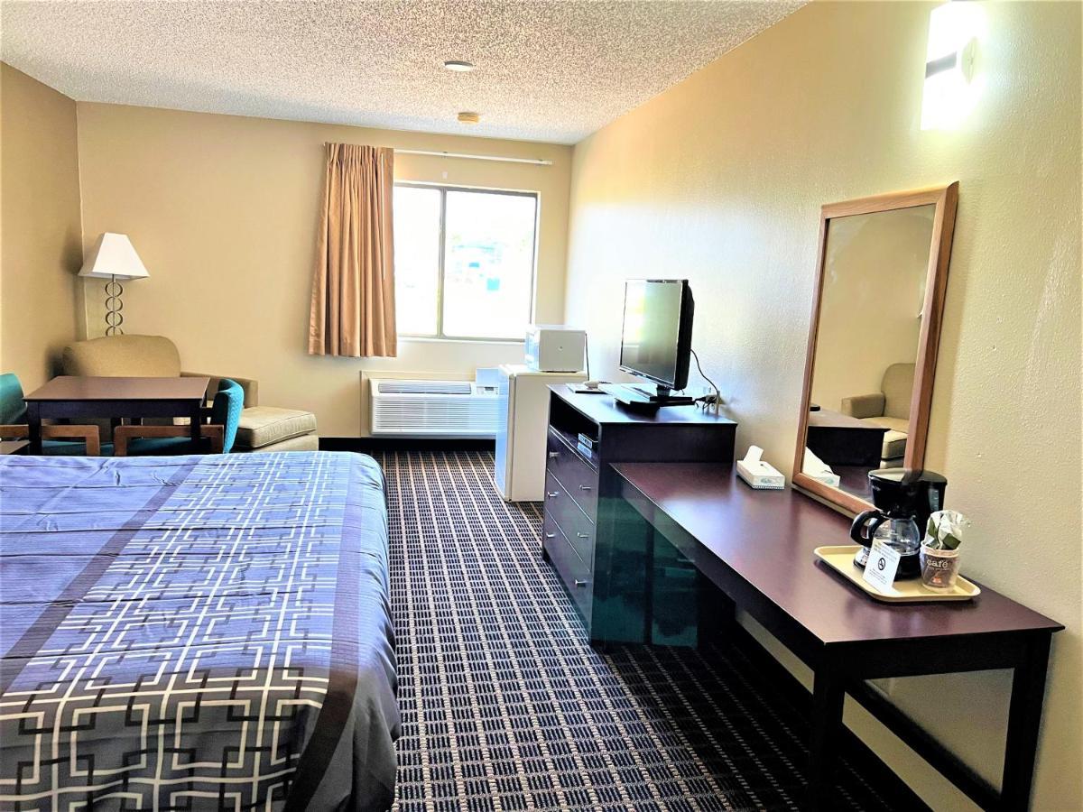 Designer Inn And Suites Toledo Luaran gambar