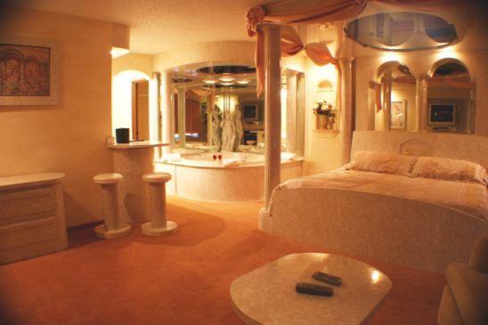 Designer Inn And Suites Toledo Luaran gambar